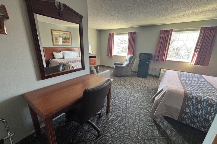 Room 19 of 28
