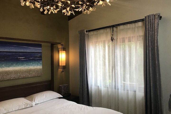Room 6 of 42
