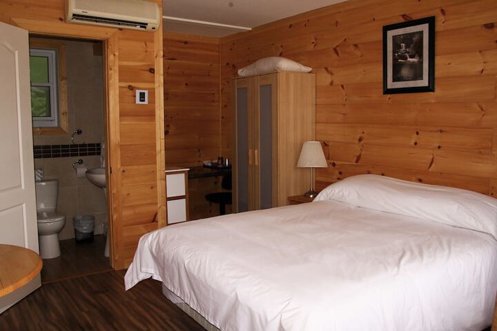 Room 3 of 22