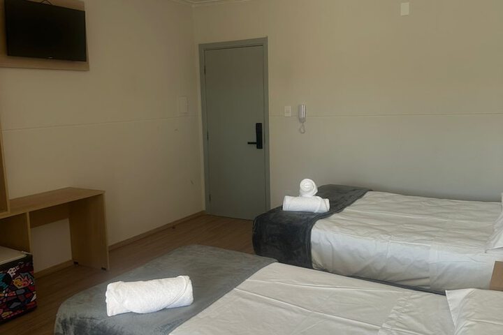 Room 6 of 31