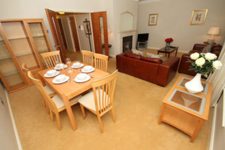 Room 10 of 20
