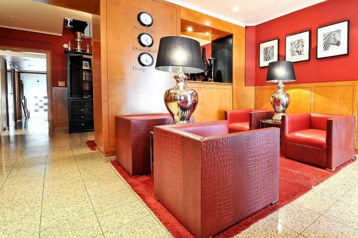 Hotel Lobby