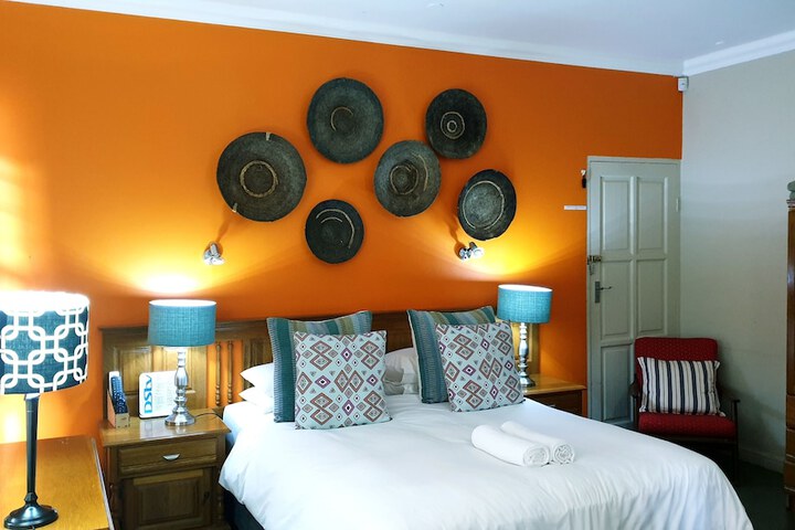 Room 14 of 37