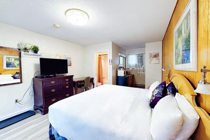Room 14 of 46