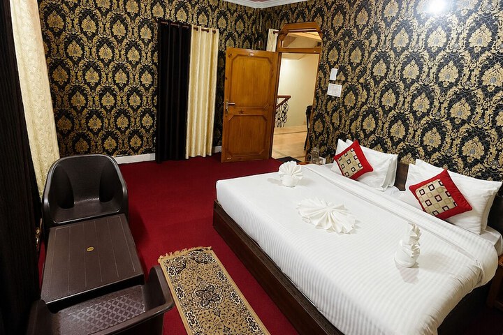 Room 14 of 35