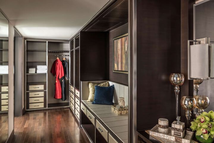 Room amenity