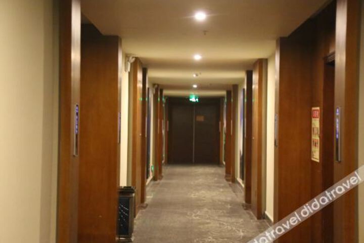 Hotel Interior 20 of 38