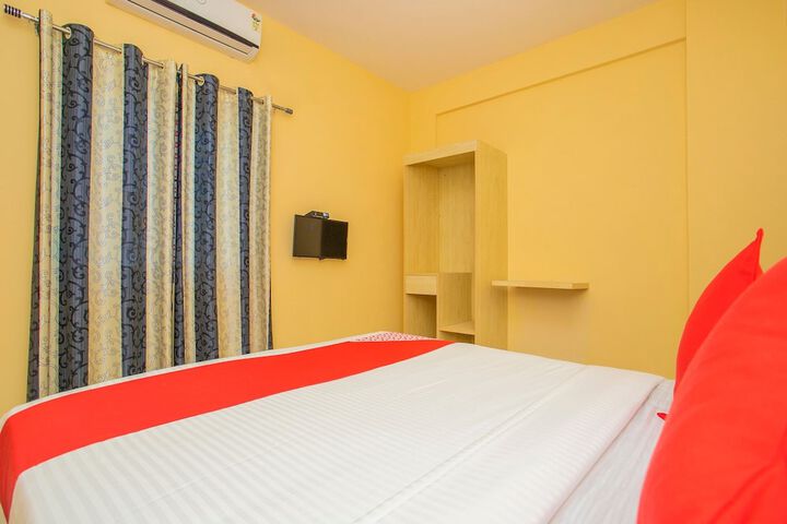 Room 12 of 22