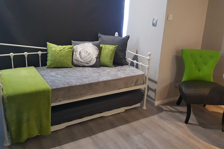 Room 12 of 62