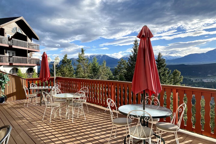 Terrace/Patio 11 of 22