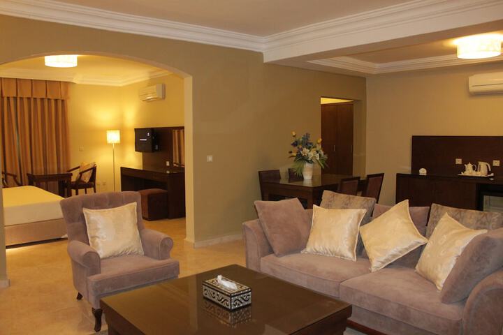 Room 8 of 42