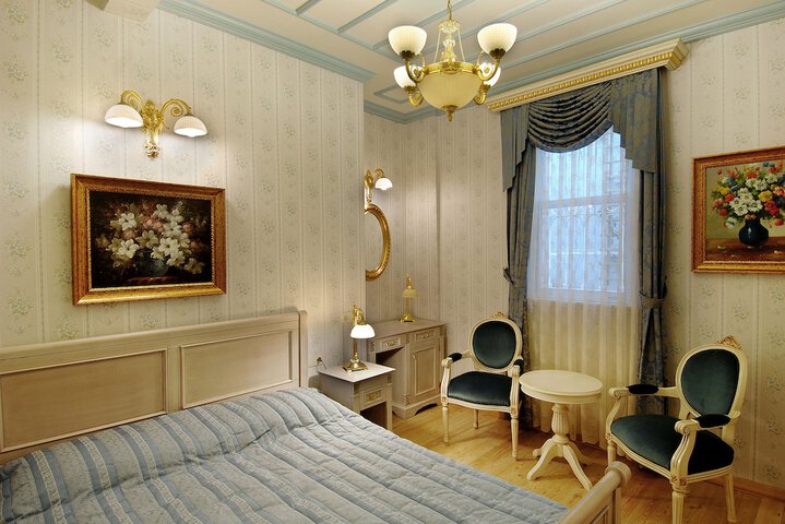 Room 11 of 55