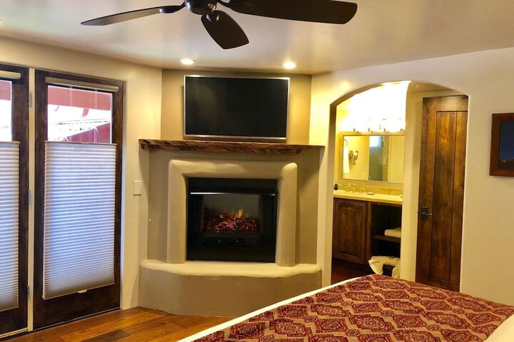 Room 16 of 285