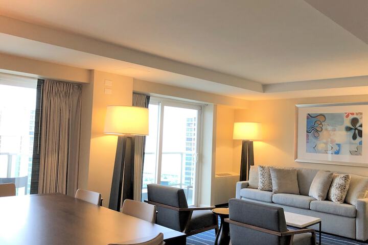 Room 96 of 213