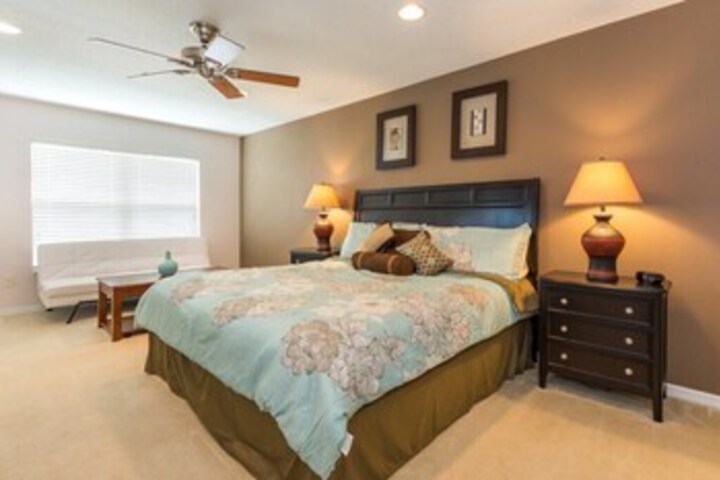 Room 28 of 29