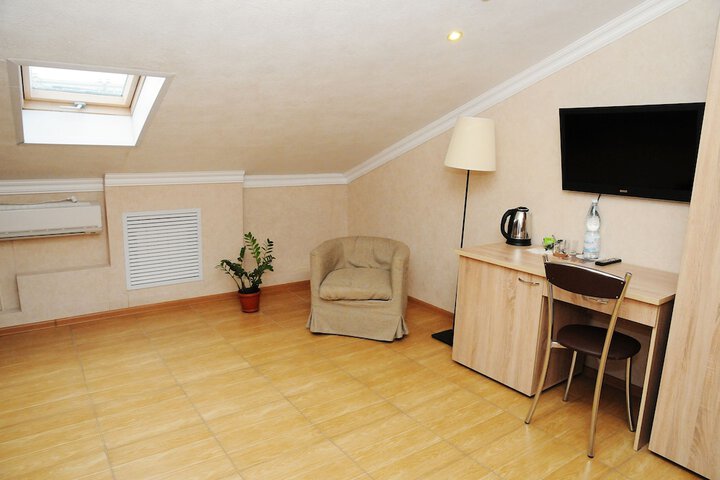 Room 20 of 60