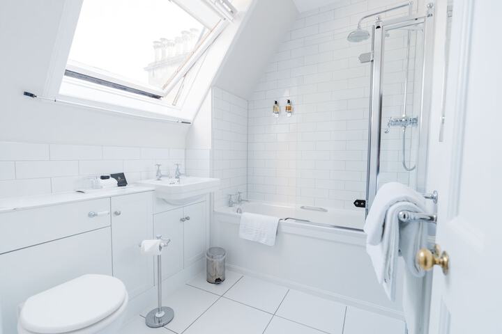 Bath Interior