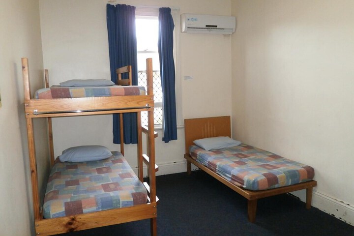 Room 25 of 55
