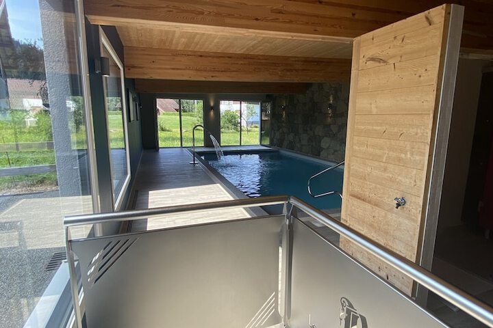 Pool 31 of 52