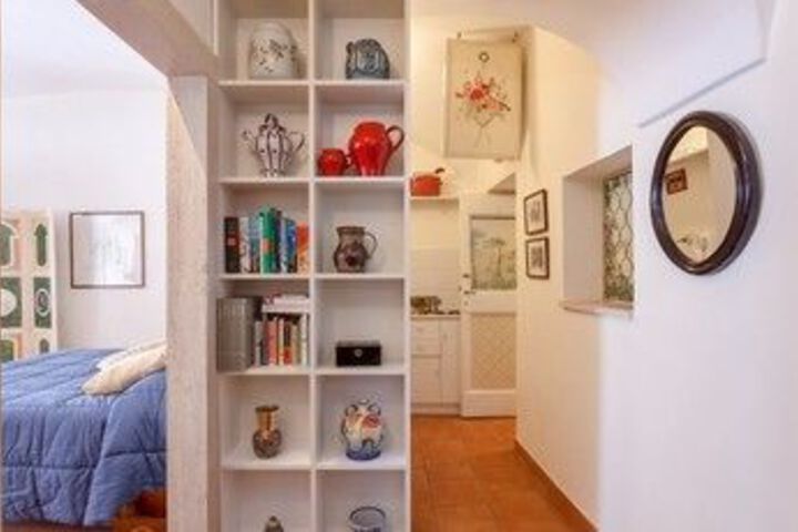 Room 205 of 445