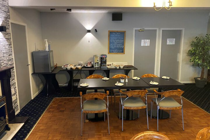 Dining 93 of 112