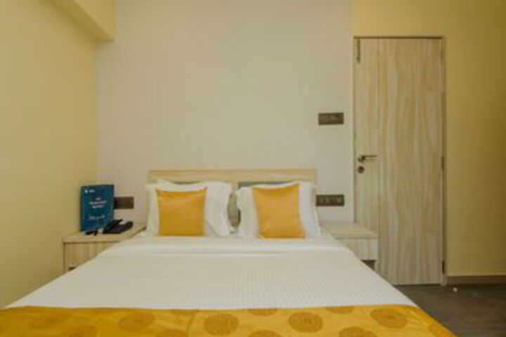 Room 17 of 22