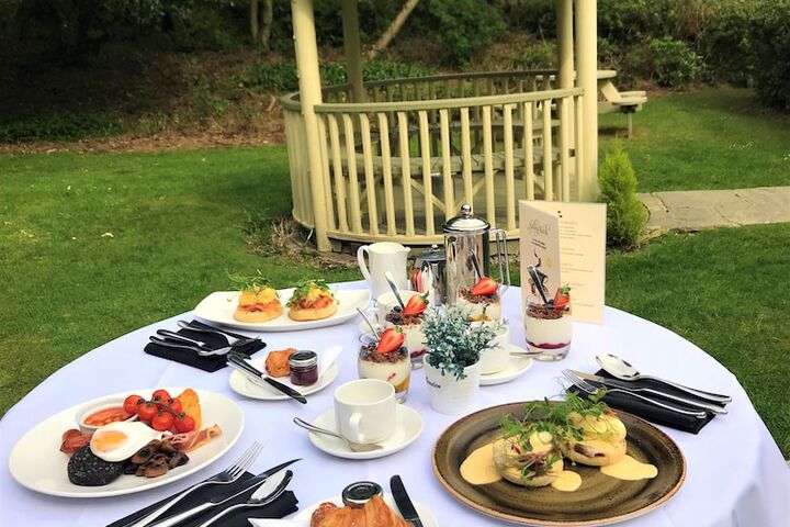 Breakfast/Coffee Service 50 of 94