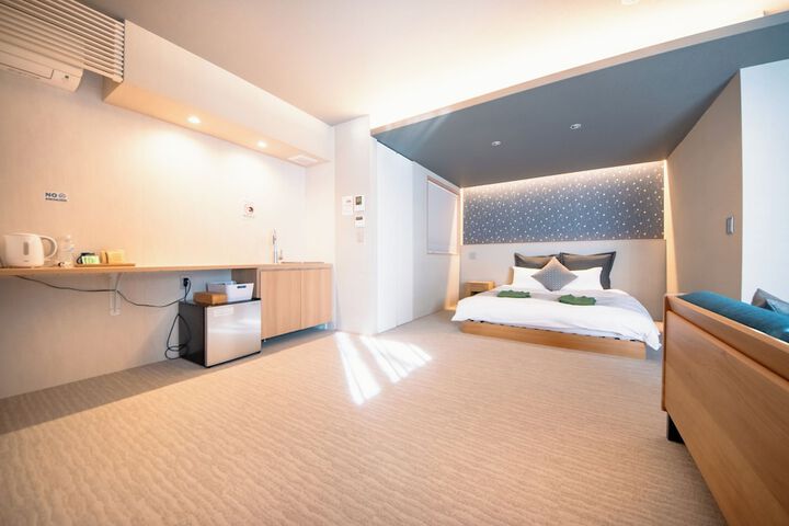Room 15 of 52
