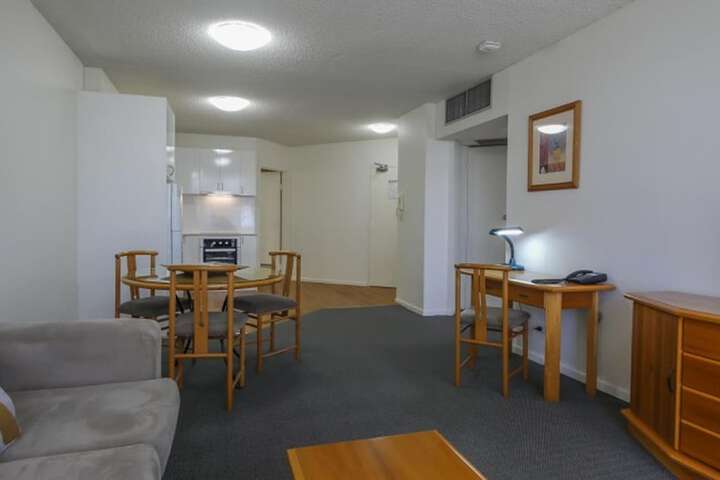 Room 18 of 34