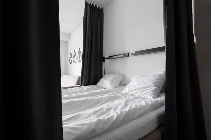 Room 67 of 865