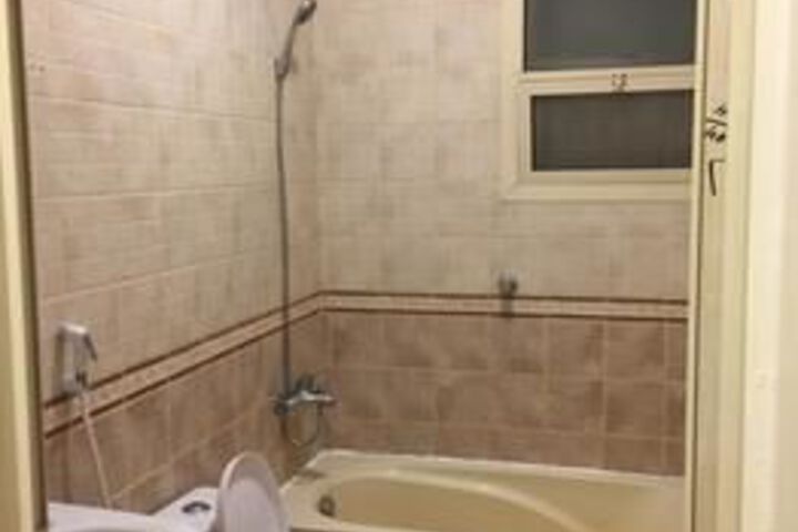 Room 2 of 25