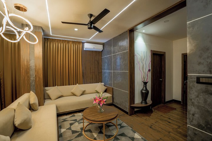 Room 30 of 76