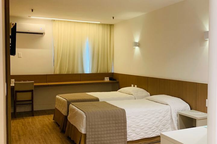 Room 50 of 144