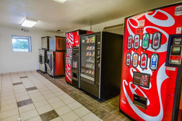 Snack bar