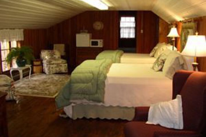 Room 13 of 20