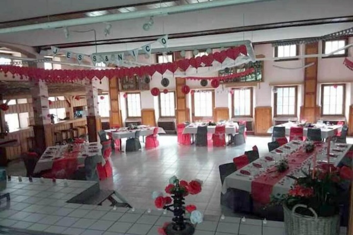 Ballroom/Hall 21 of 29