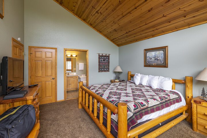 Room 5 of 52