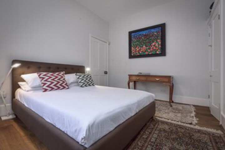 Room 16 of 21