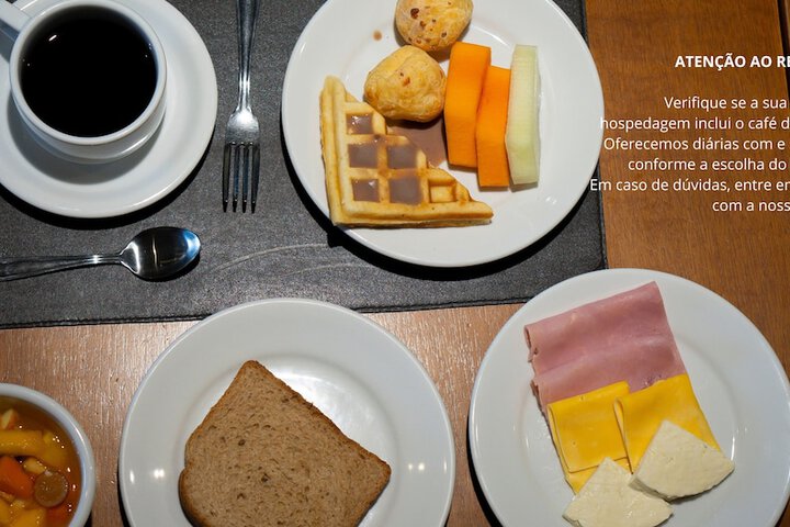 Dining 54 of 65