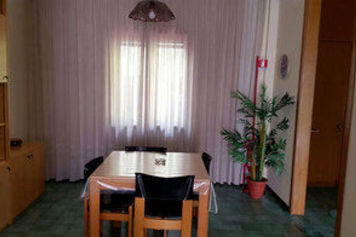 Room 16 of 20