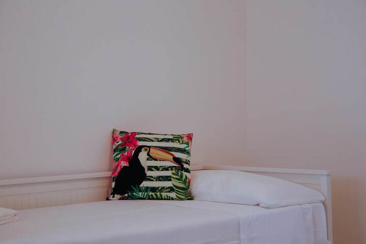 Room 46 of 94