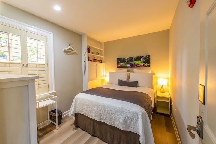 Room 20 of 109