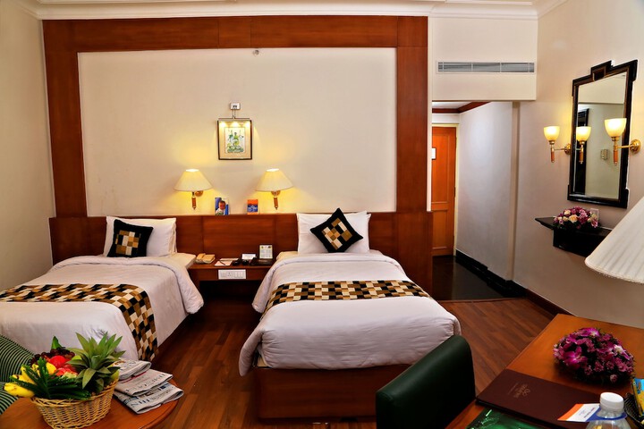 Room 3 of 45