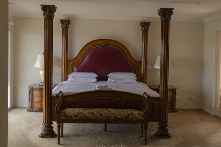 Room 6 of 29