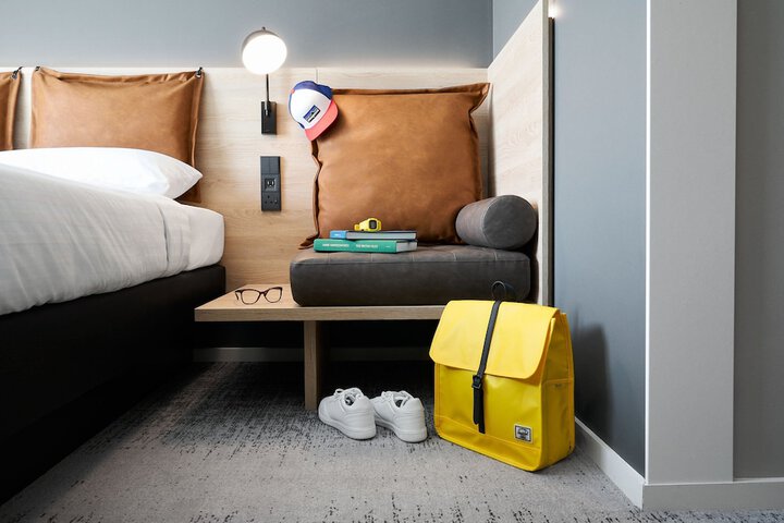 Room 12 of 41
