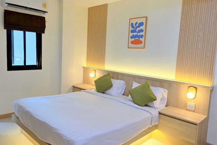 Room 45 of 97
