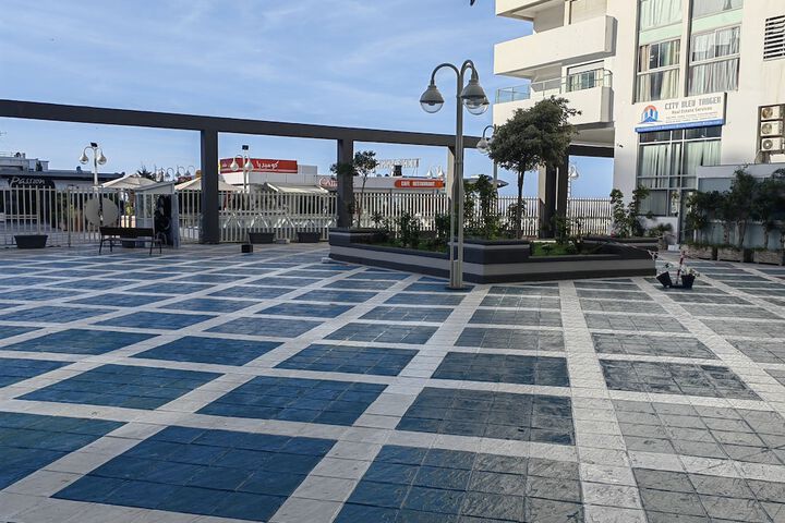 Hotel Exterior 400 of 404