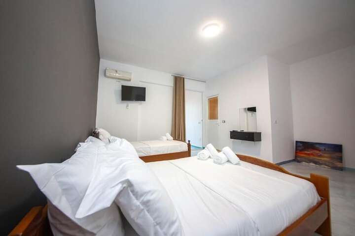 Room 38 of 74
