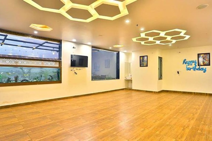 Hotel Interior 2 of 27