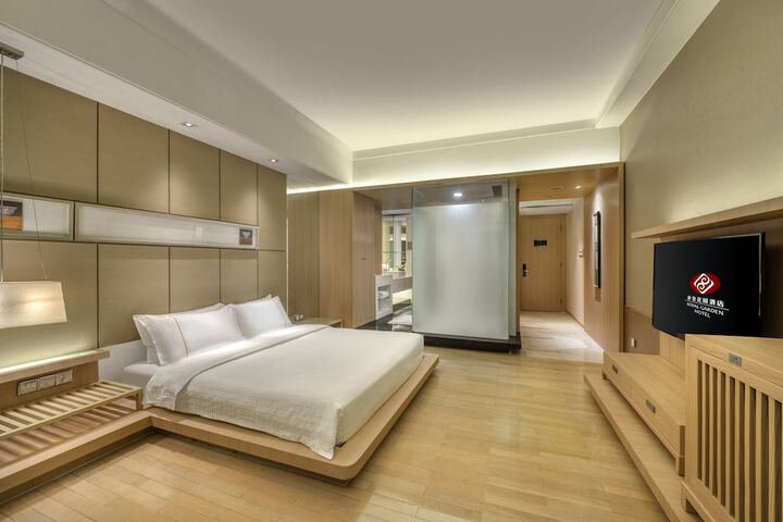Room 25 of 138